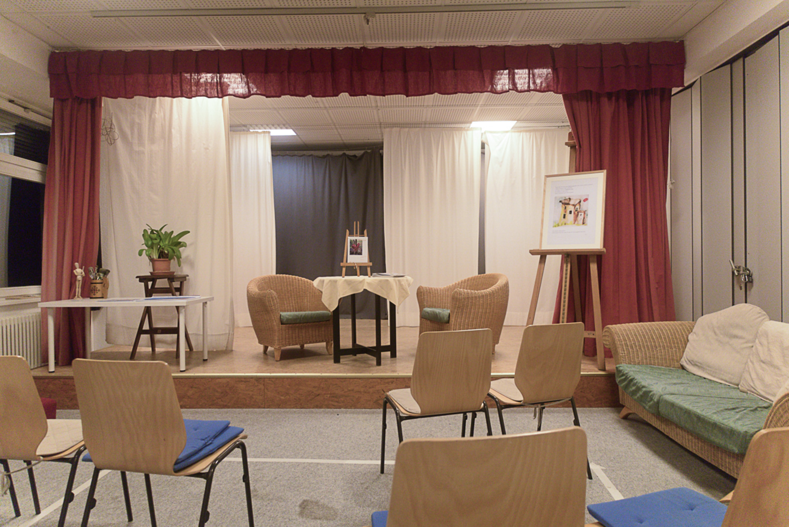 20291015 HerzLos Finissage Raum