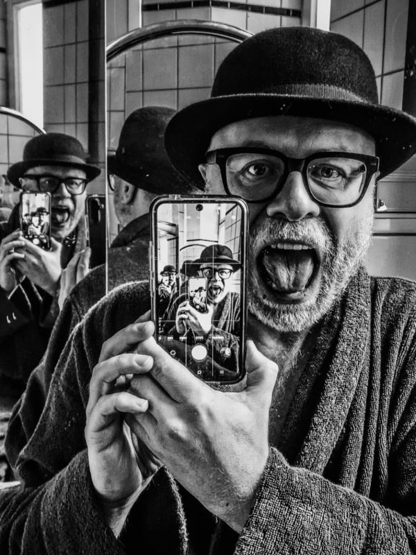 Jan Joshi Gießmann selbstportrait 800